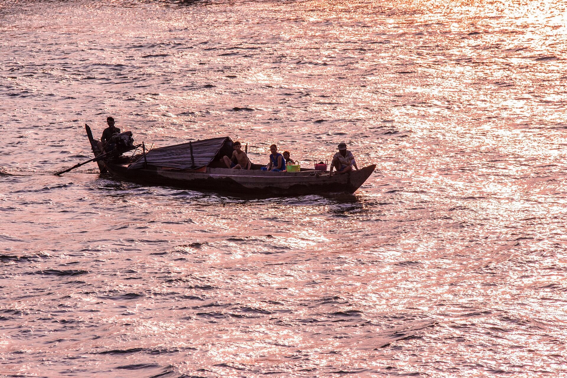 Immerse in Chiang Khong’s vibrant local heritage